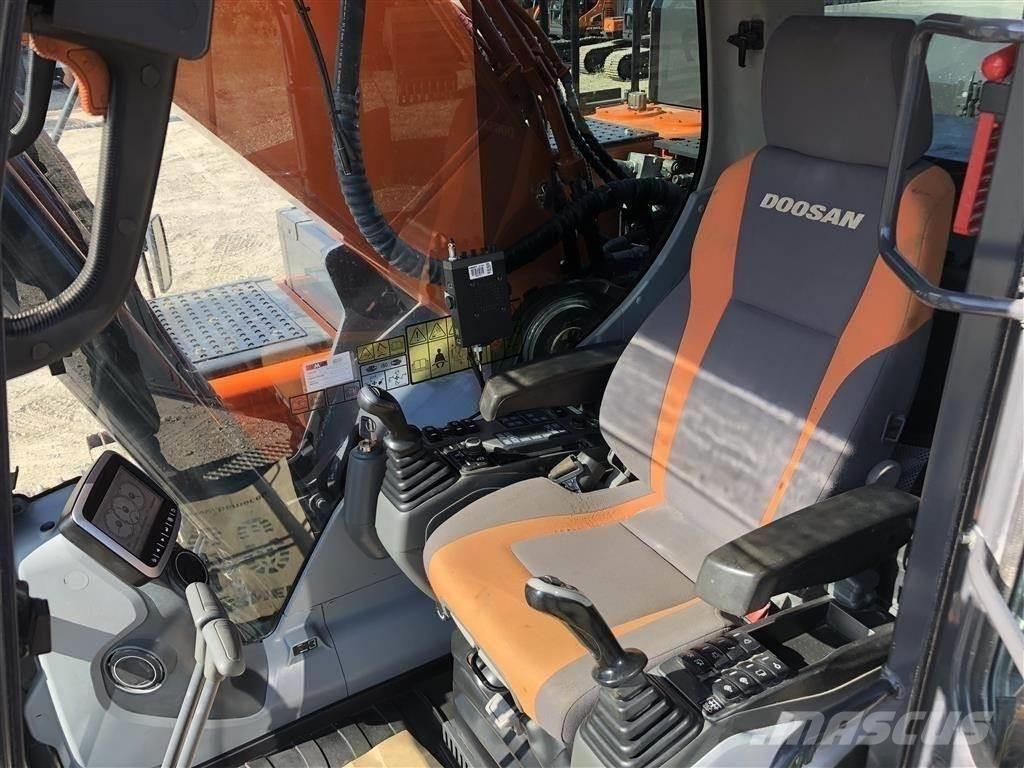 Doosan dx300 Верижен екскаватор