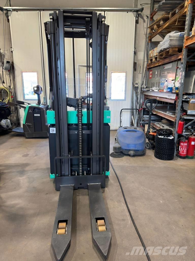 Mitsubishi SBR16N2 Самоходни товарачи