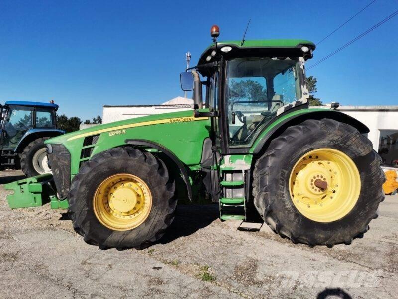 John Deere 8295 R Трактори