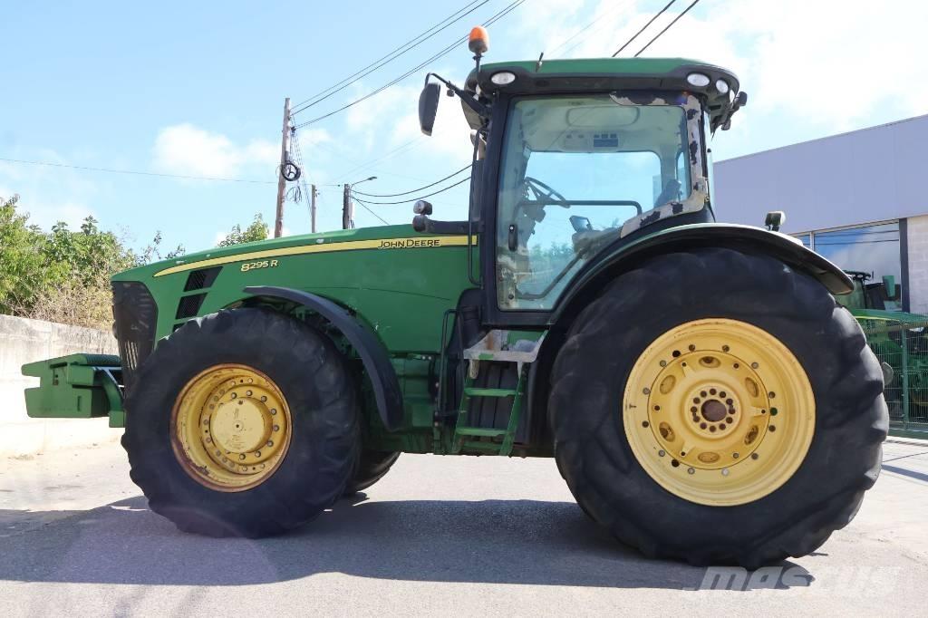 John Deere 8295 R Трактори