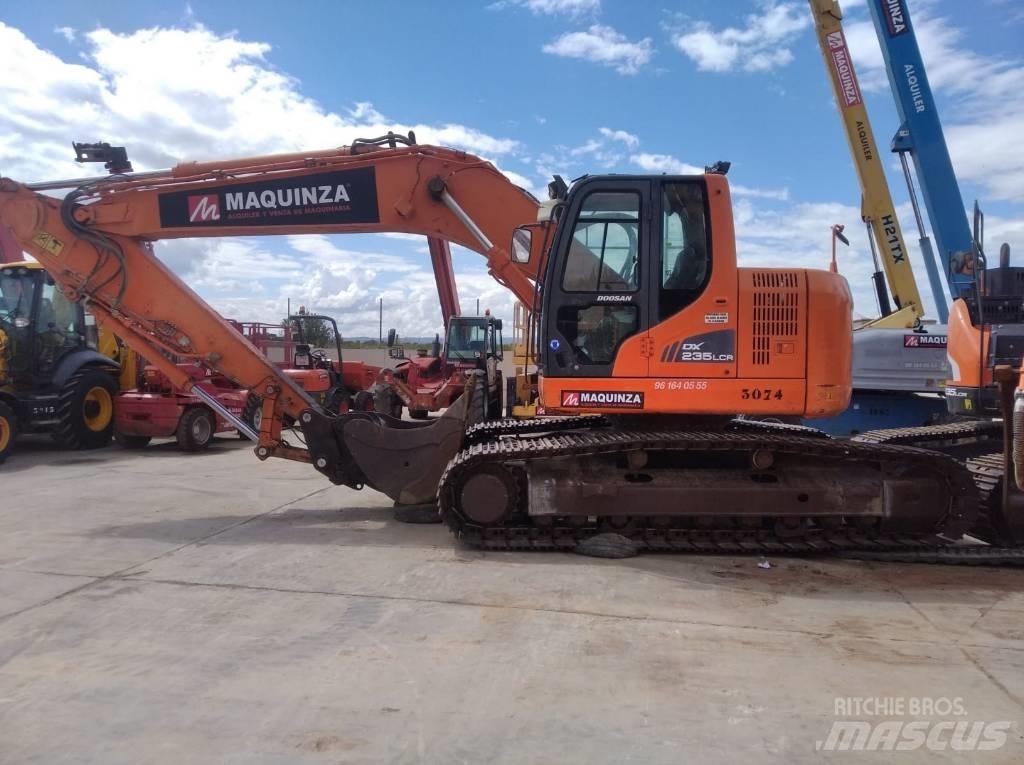 Doosan DX 235 LCR Верижен екскаватор