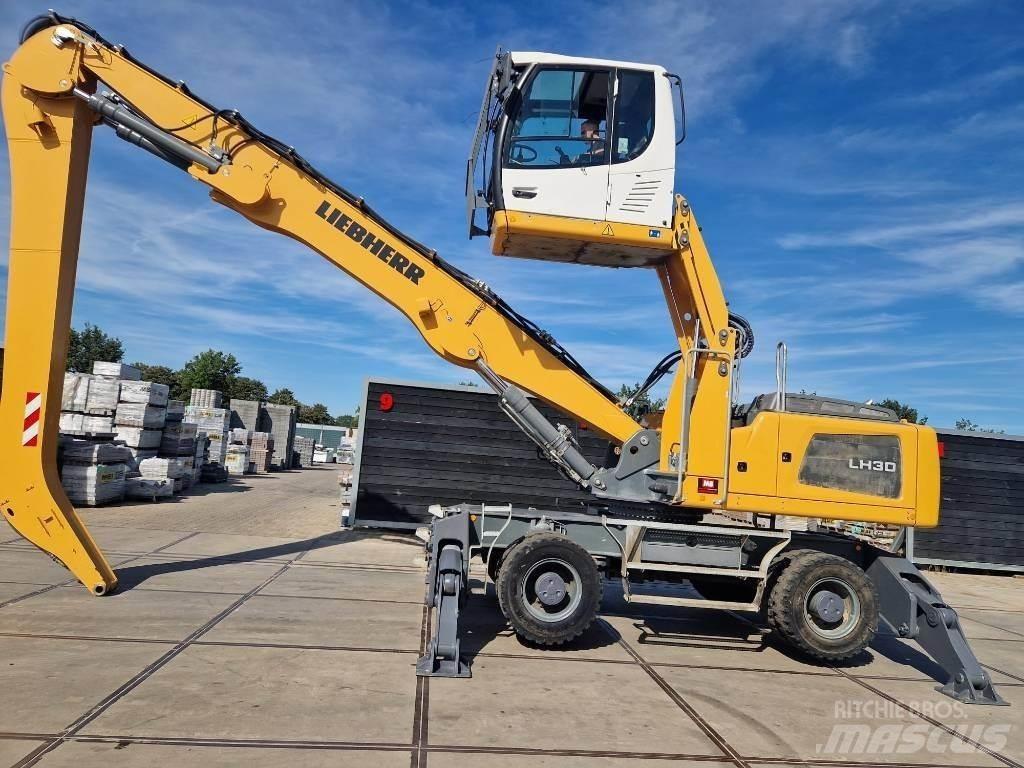 Liebherr LH 30 M Оператори на отпадъци/индустрия
