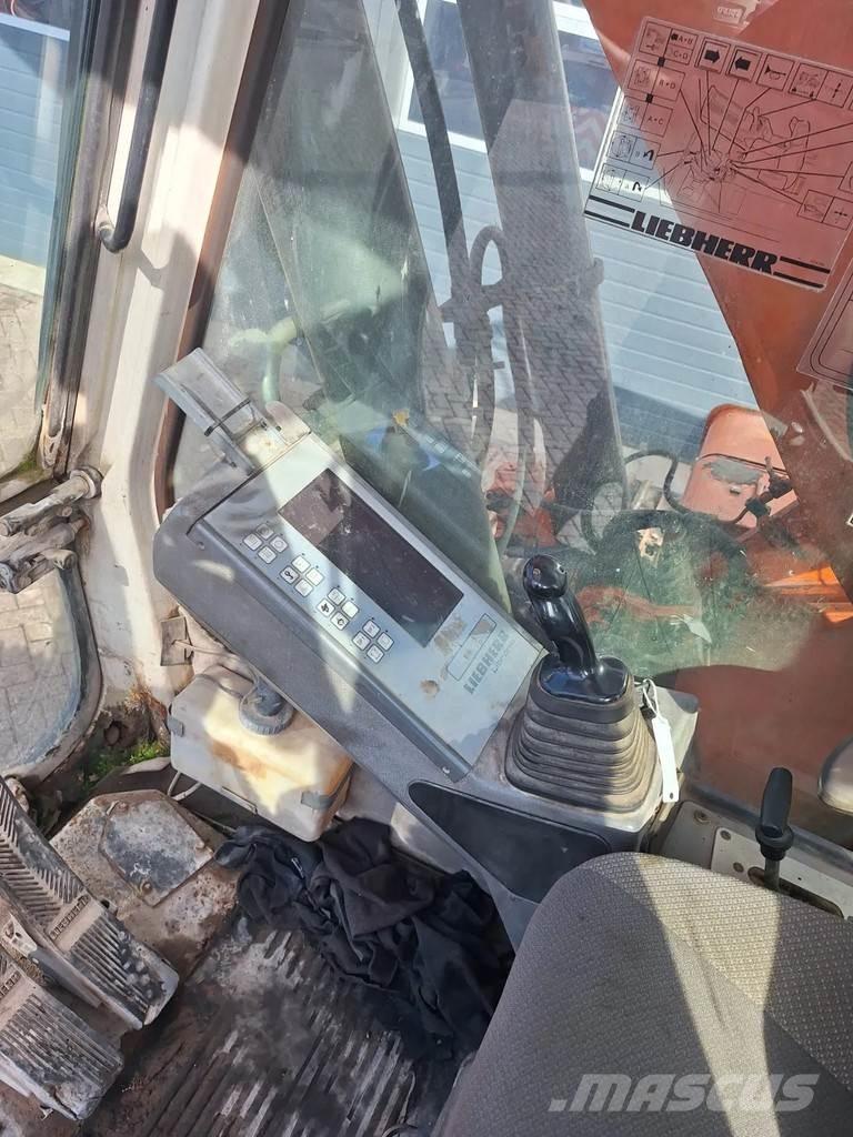 Liebherr R932 Верижен екскаватор