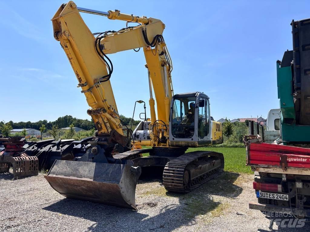 New Holland E 305 Верижен екскаватор