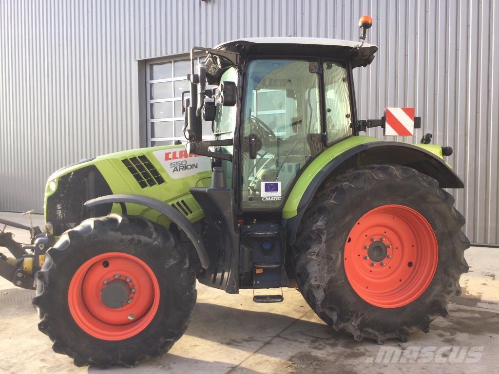 CLAAS ARION 550 Трактори