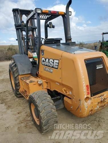 CASE 586H Камиони за херавни местности