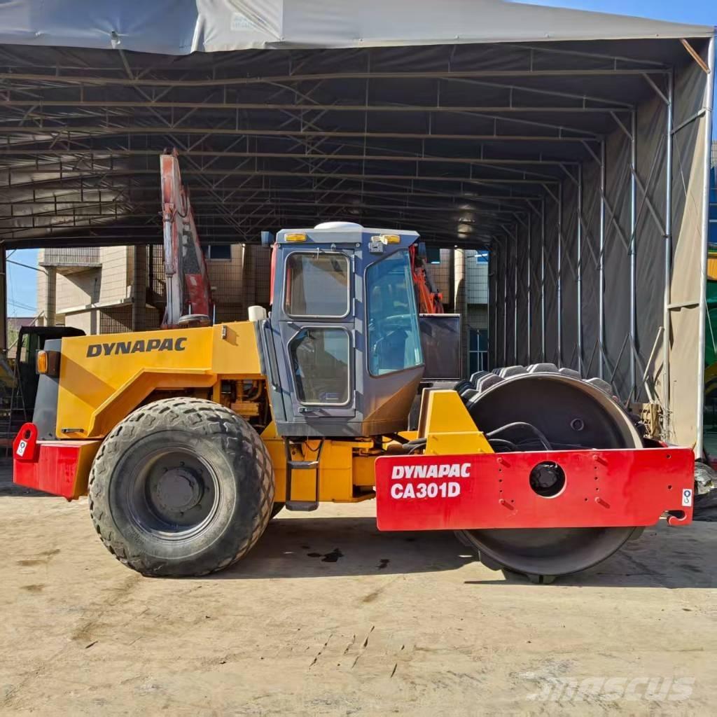 Dynapac CA 301 D Еднобарабанни ролки
