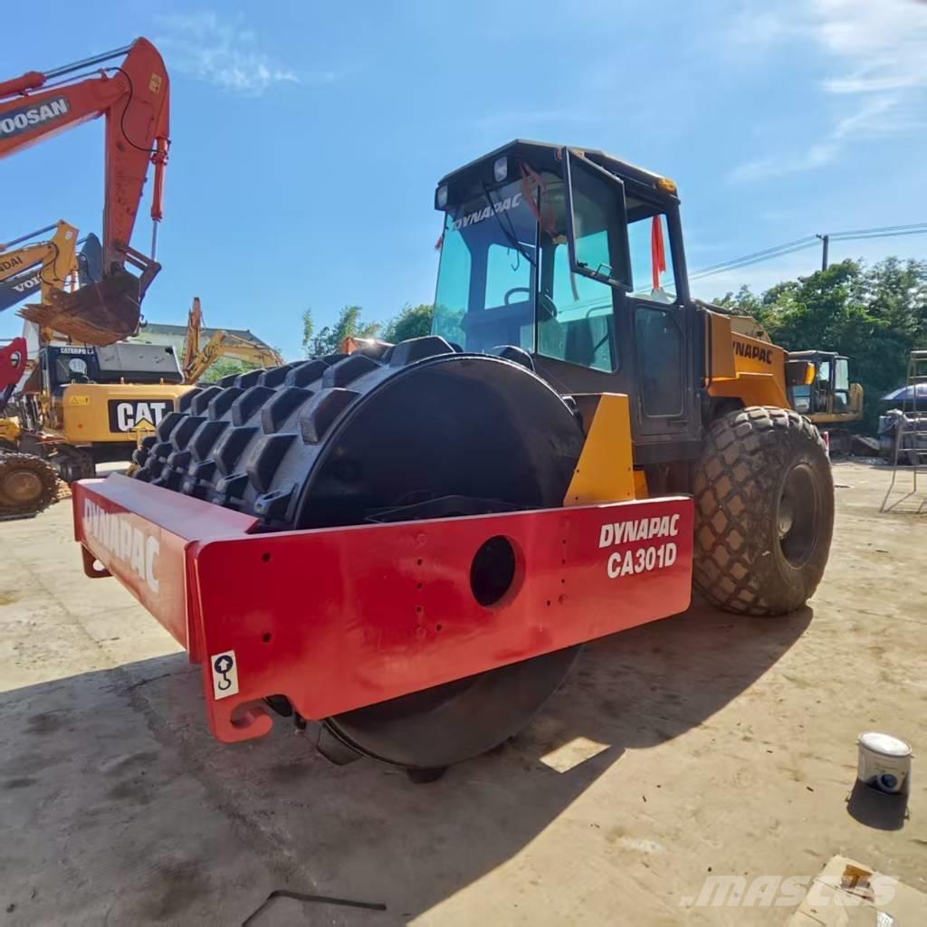 Dynapac CA 301 D Еднобарабанни ролки
