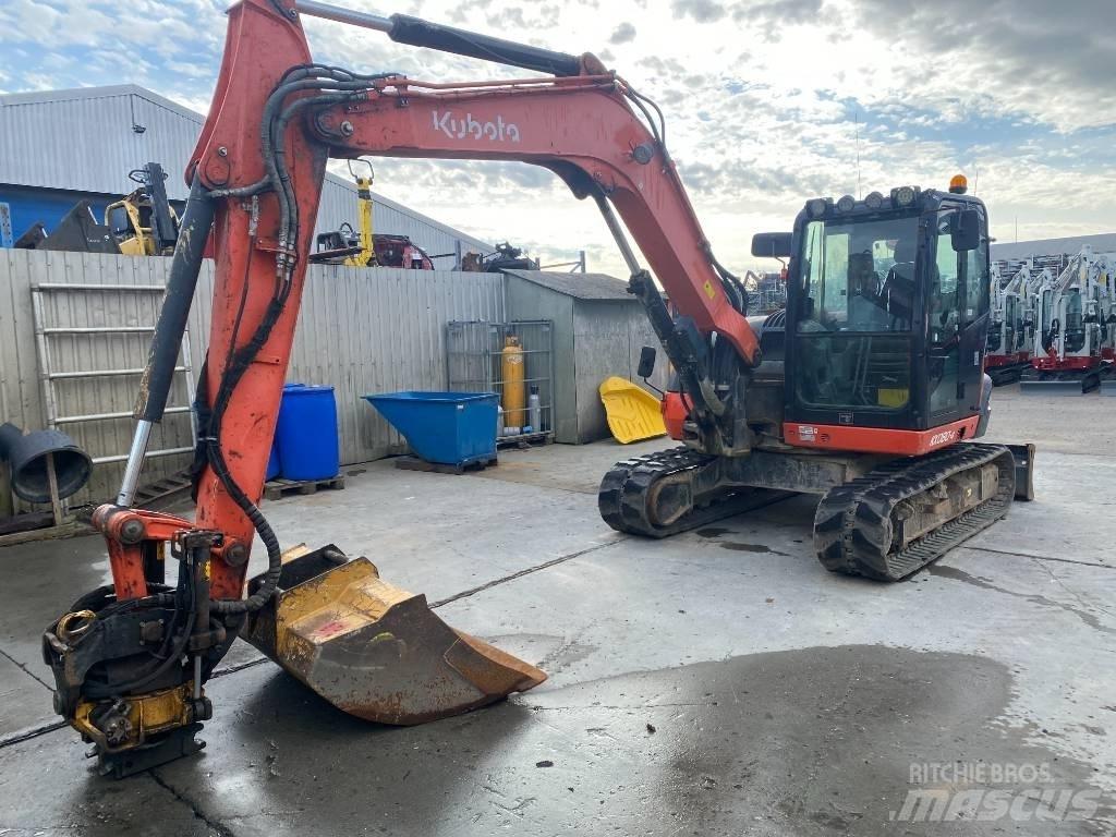 Kubota KX 080-4 Средни екскаватори 7т - 12т