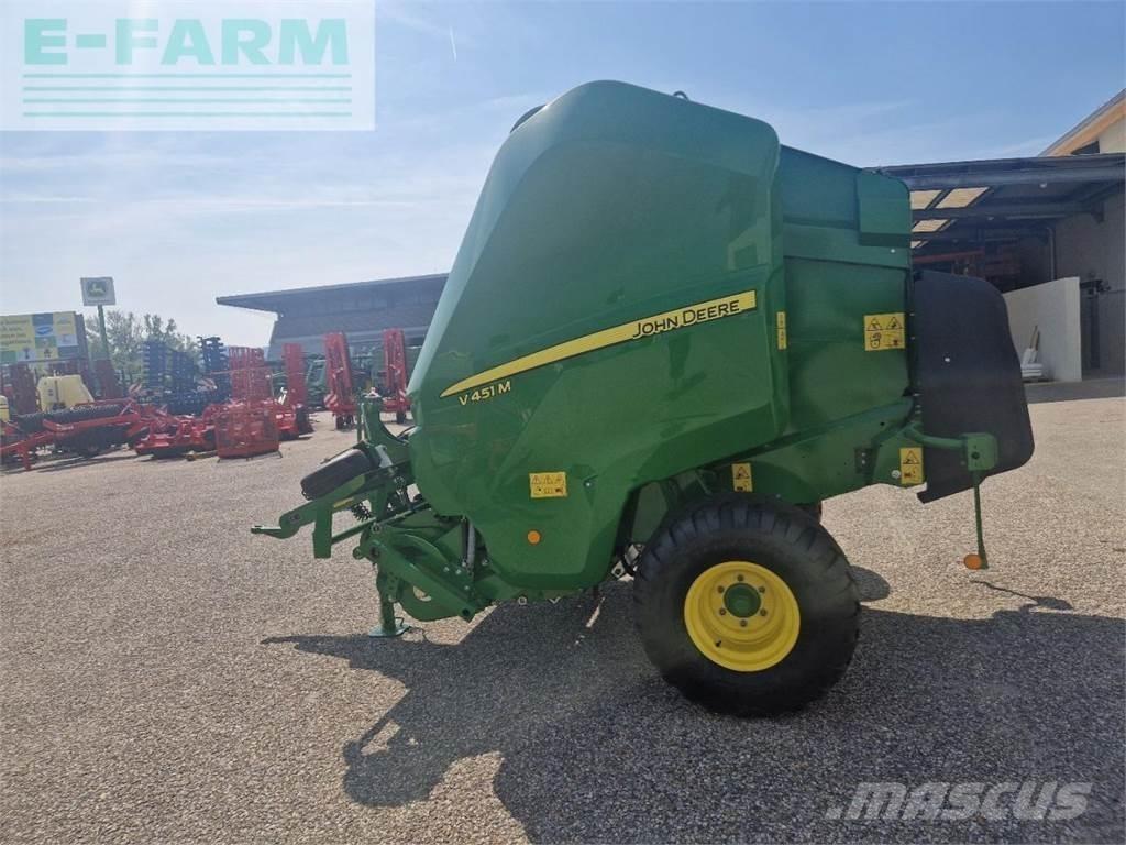 John Deere V451M Балопреси квадратни
