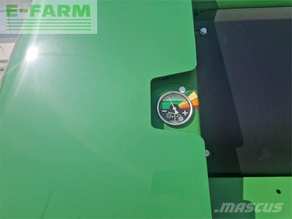 John Deere V451M Балопреси квадратни
