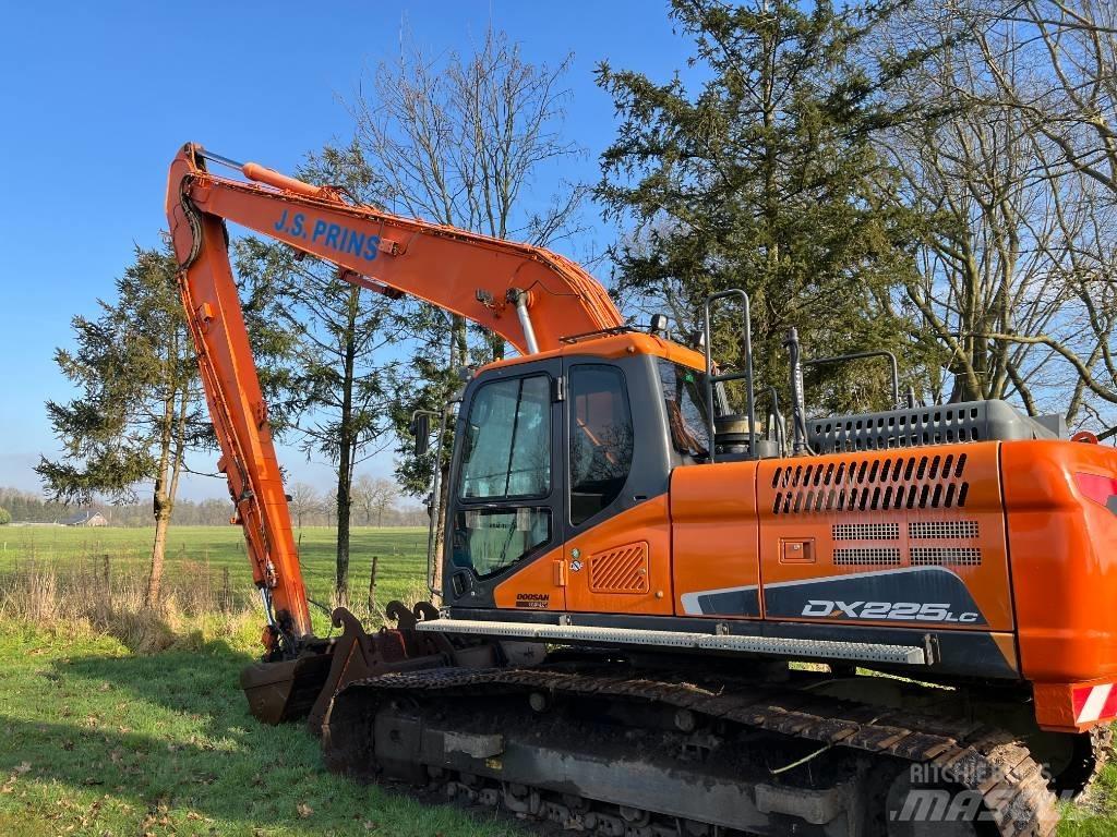 Doosan Dx225-5 Екскаватори с дълго рамо