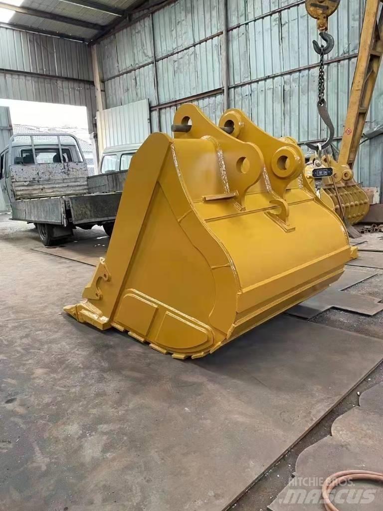 Komatsu PC 360 Кофи