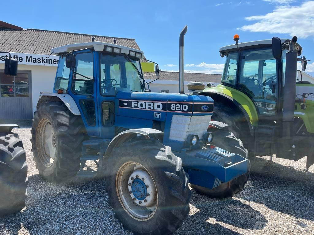Ford 8210 Force III Трактори