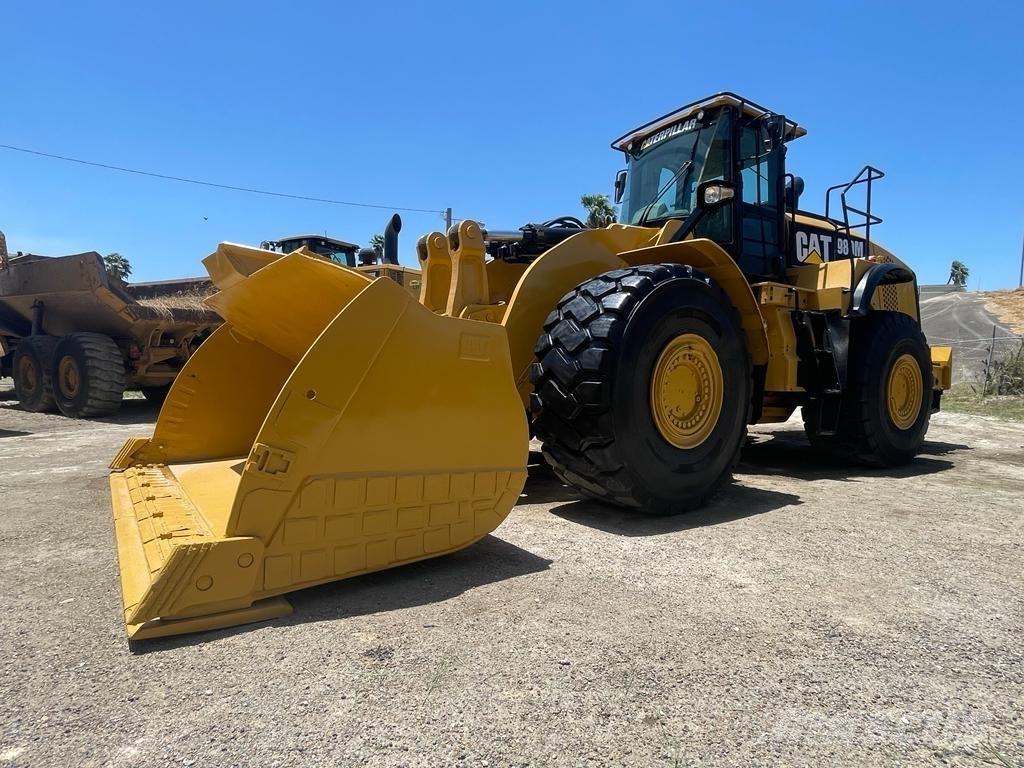 CAT 980M Колесни товарачи