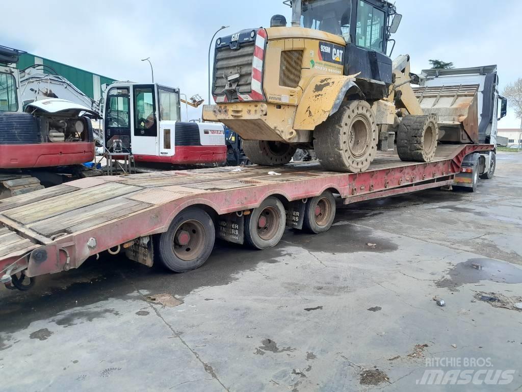 Andover SF40 Нискотоварни полуремаркета
