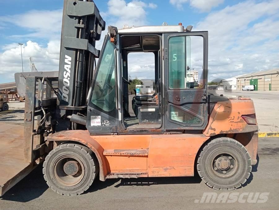 Doosan D 70 S-7 Дизелови камиони