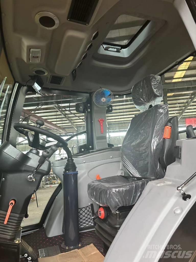 CAT 430F Товарач със заден ексватор