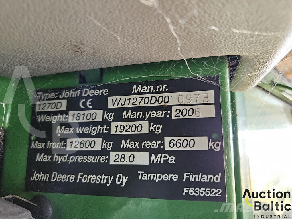 John Deere 1270 D Харвестери