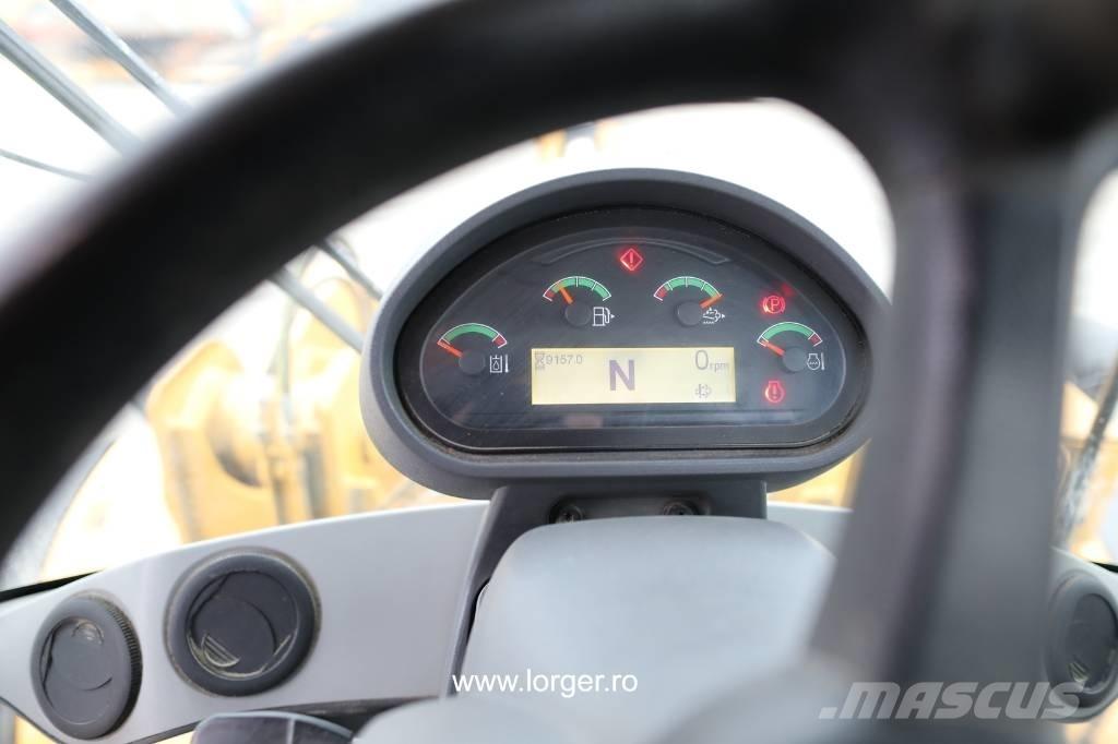 CAT 938 M Колесни товарачи