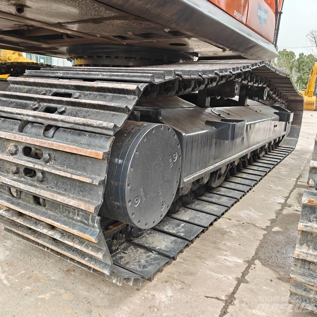 Doosan 225-9C Верижен екскаватор