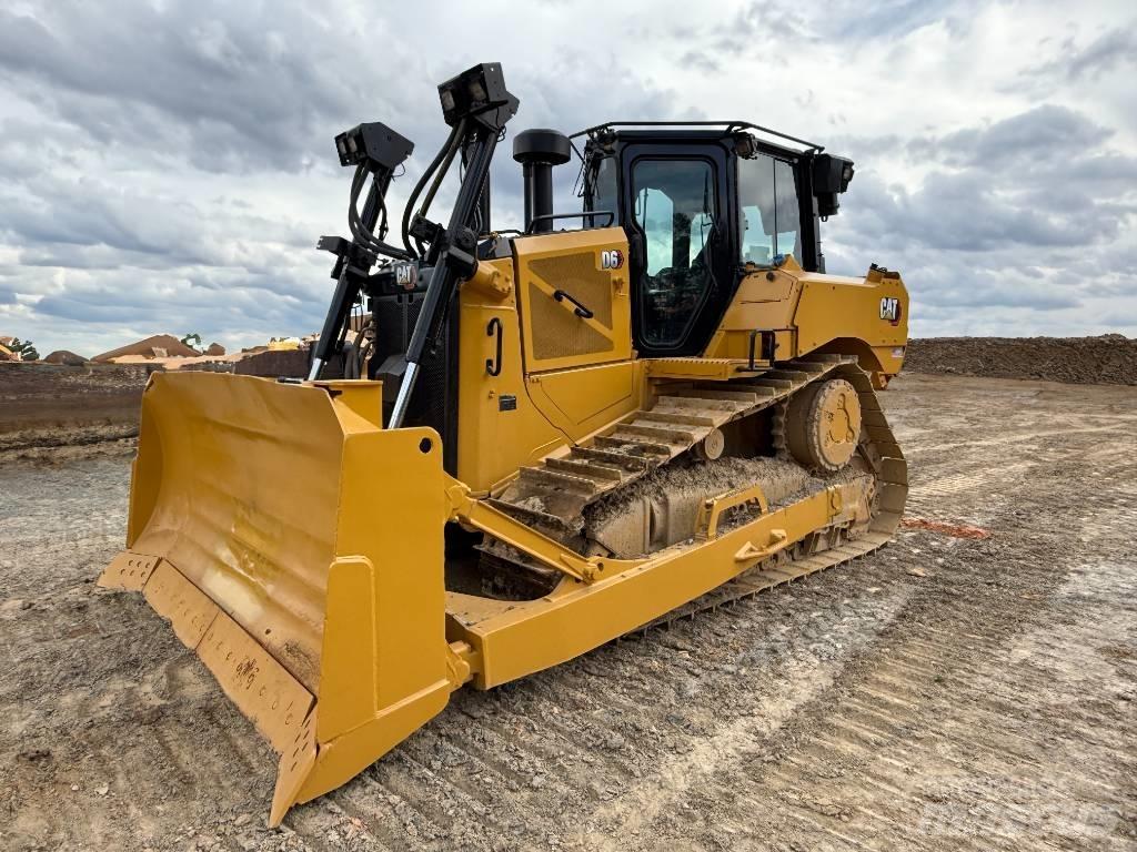 CAT D 6 Верижни булдозери
