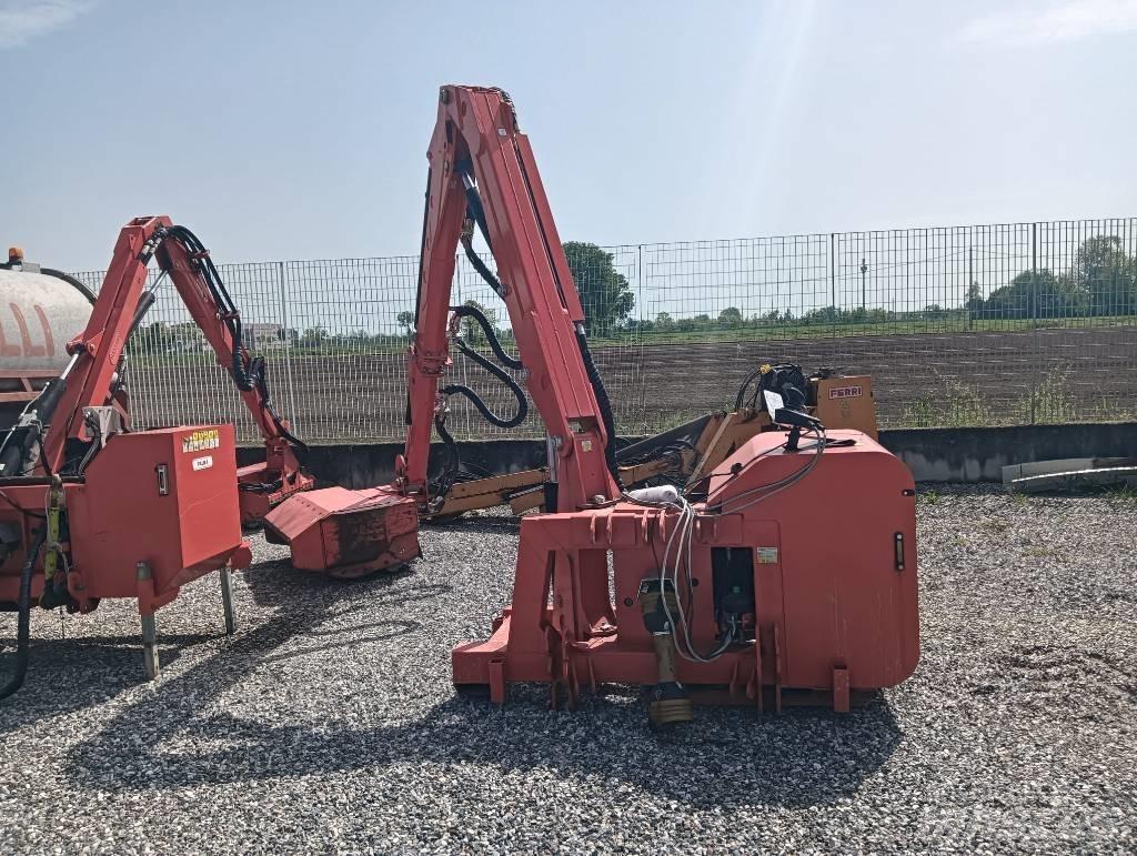 Maschio LARA 850 T Фуражни комбайни