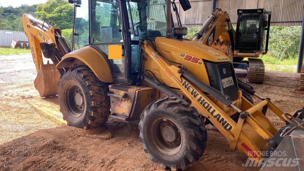 New Holland B 95 B Товарач със заден ексватор