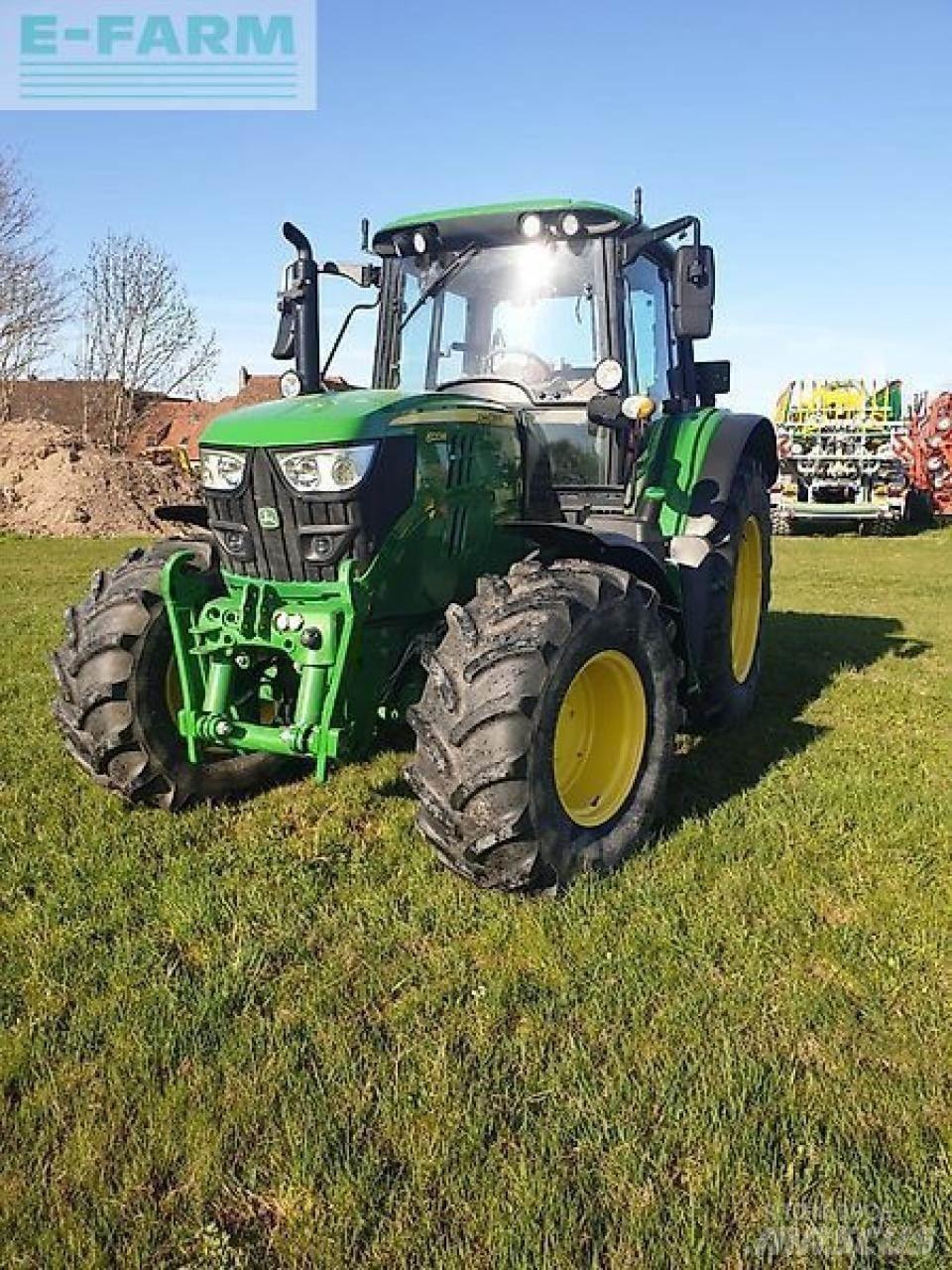 John Deere 6120m Трактори