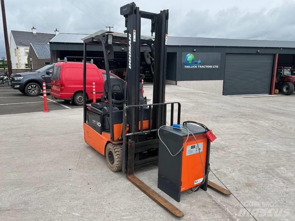 Doosan B10R-5 Електрически вилични кари-повдигачи