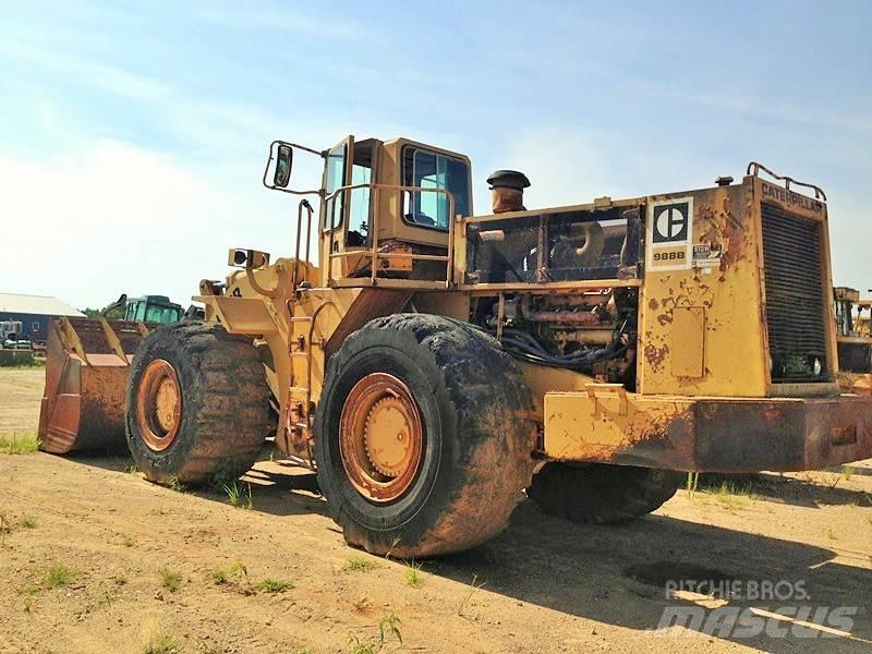CAT 988 B Колесни товарачи