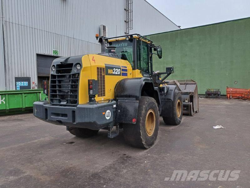 Komatsu WA 320-8 Колесни товарачи