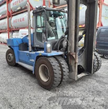 Kalmar DCG1700-12, Кари товарачи на контейнери