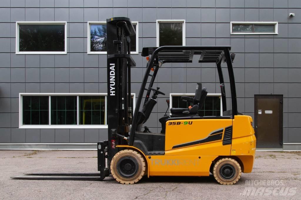 Hyundai 35B-9U Електрически вилични кари-повдигачи
