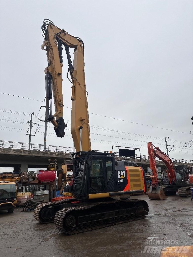 CAT 329 E LR Багери за разрушаване
