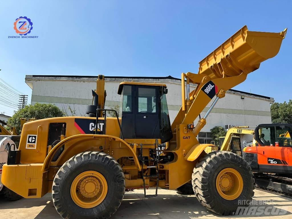 CAT 966 L Колесни товарачи