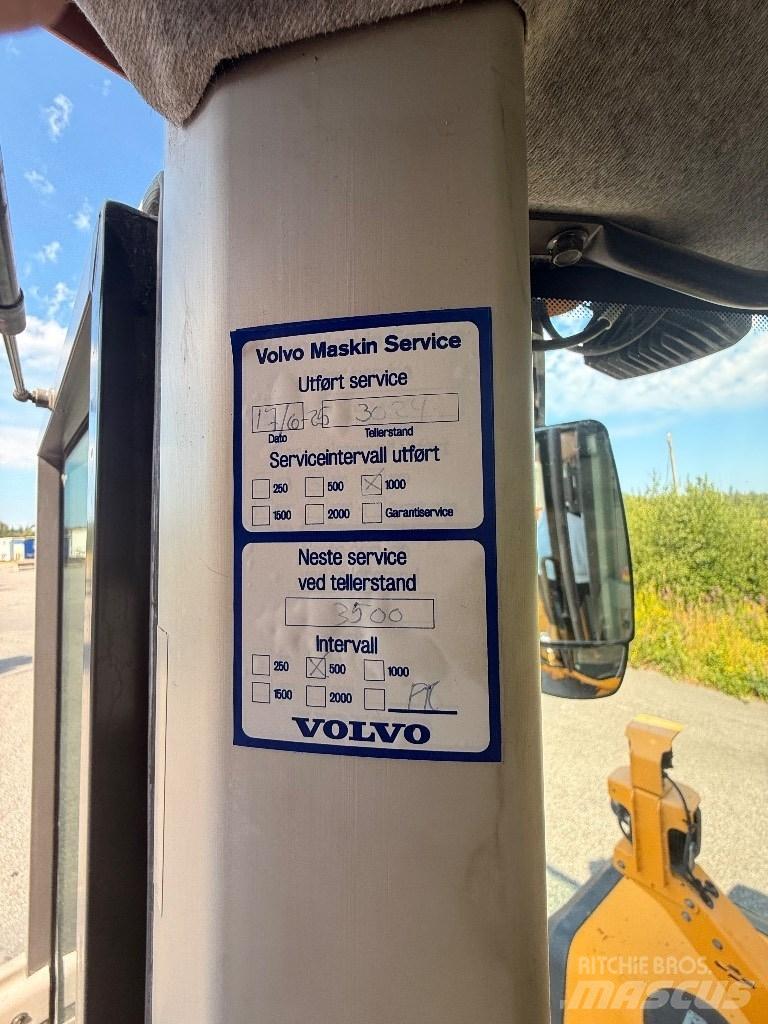 Volvo L 180 H Колесни товарачи