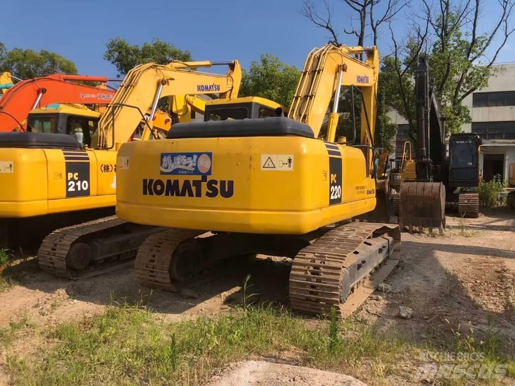 Komatsu PC220-7 Верижен екскаватор