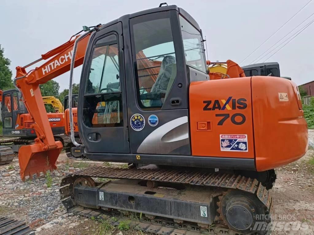 Hitachi ZX70 Мини екскаватори < 7 т