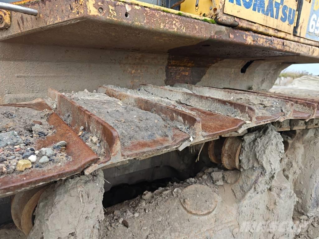 Komatsu DX 65EX-15 Верижни булдозери

