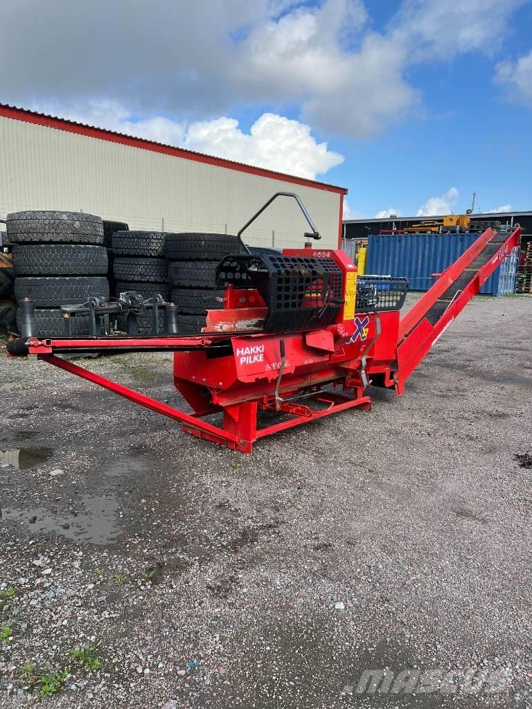 Hakki Pilke 1X37 Машини за цепене и рязане на дърва