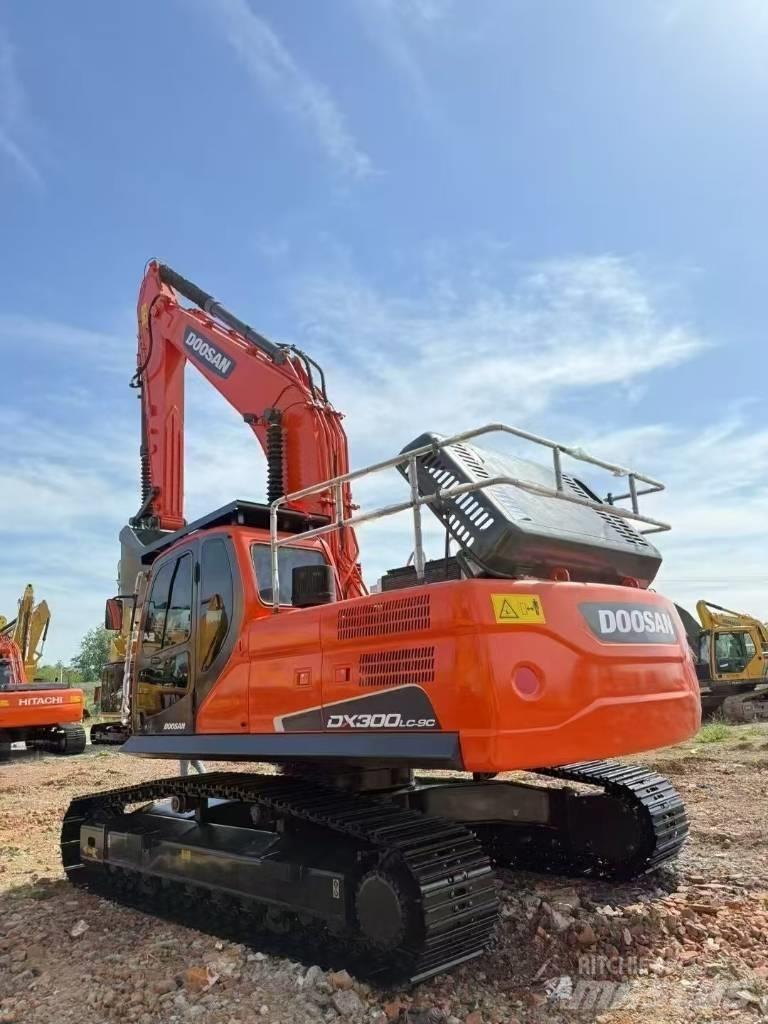 Doosan DX300LC-9C Верижен екскаватор