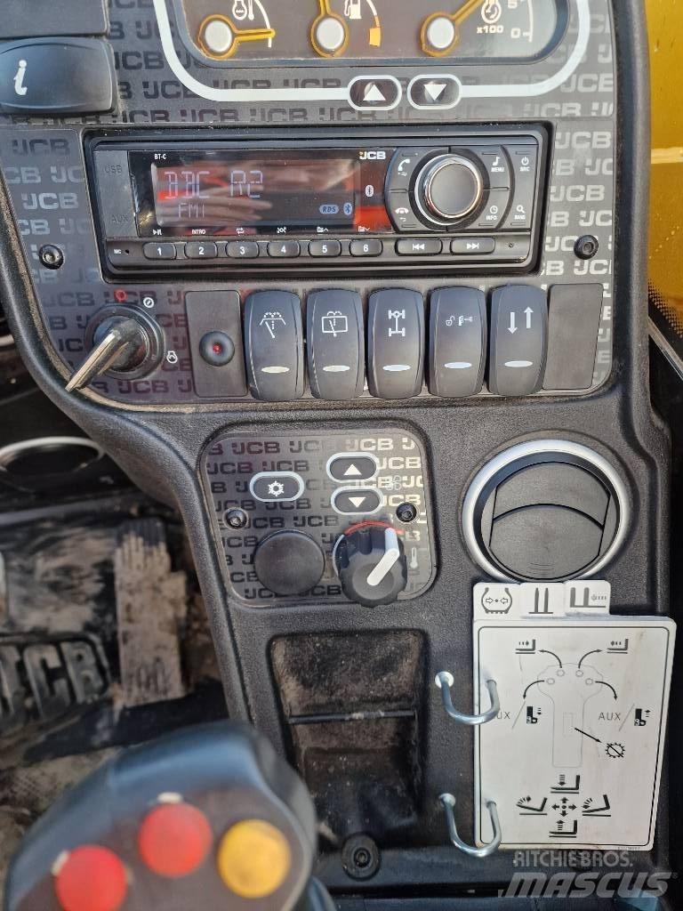 JCB 535-95 Телескопични товарачи