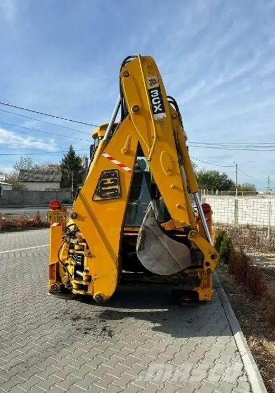 JCB 3 CX Товарач със заден ексватор