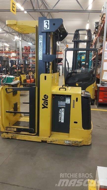 Yale MO10E Машини за комисиониране нископовдигачи