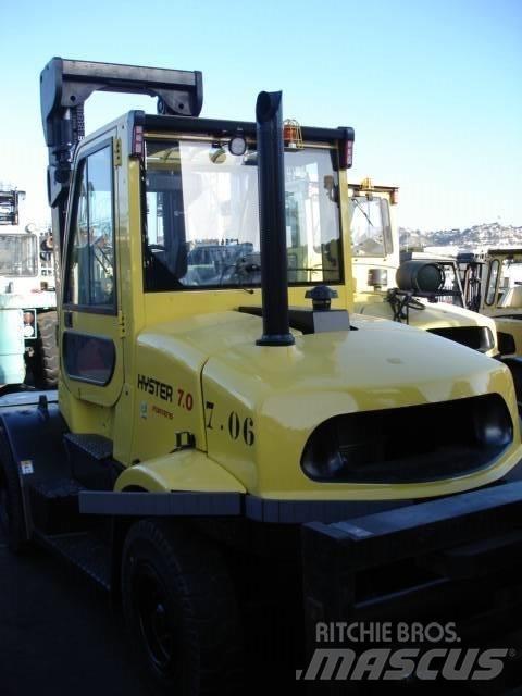 Hyster H 7.0 FT Пристанищно оборудване за стоки и материали