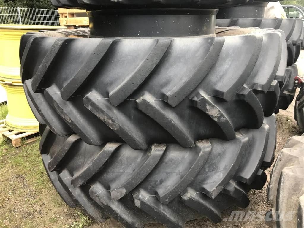 Mitas 680/80R42 Колелета/Гуми