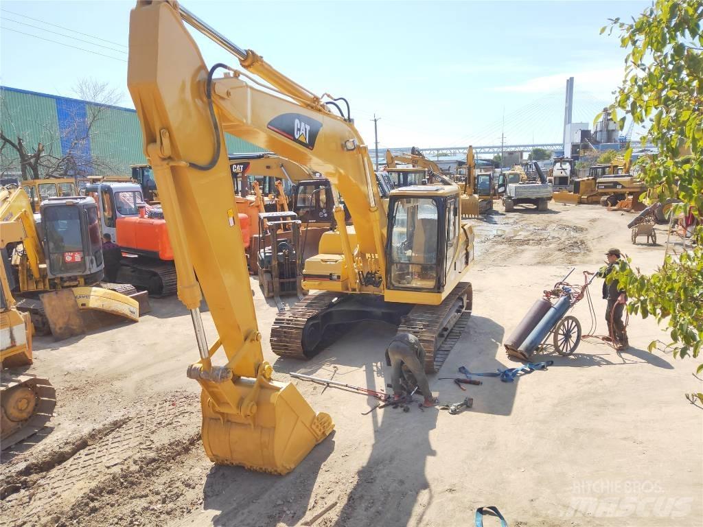 CAT 320B Верижен екскаватор