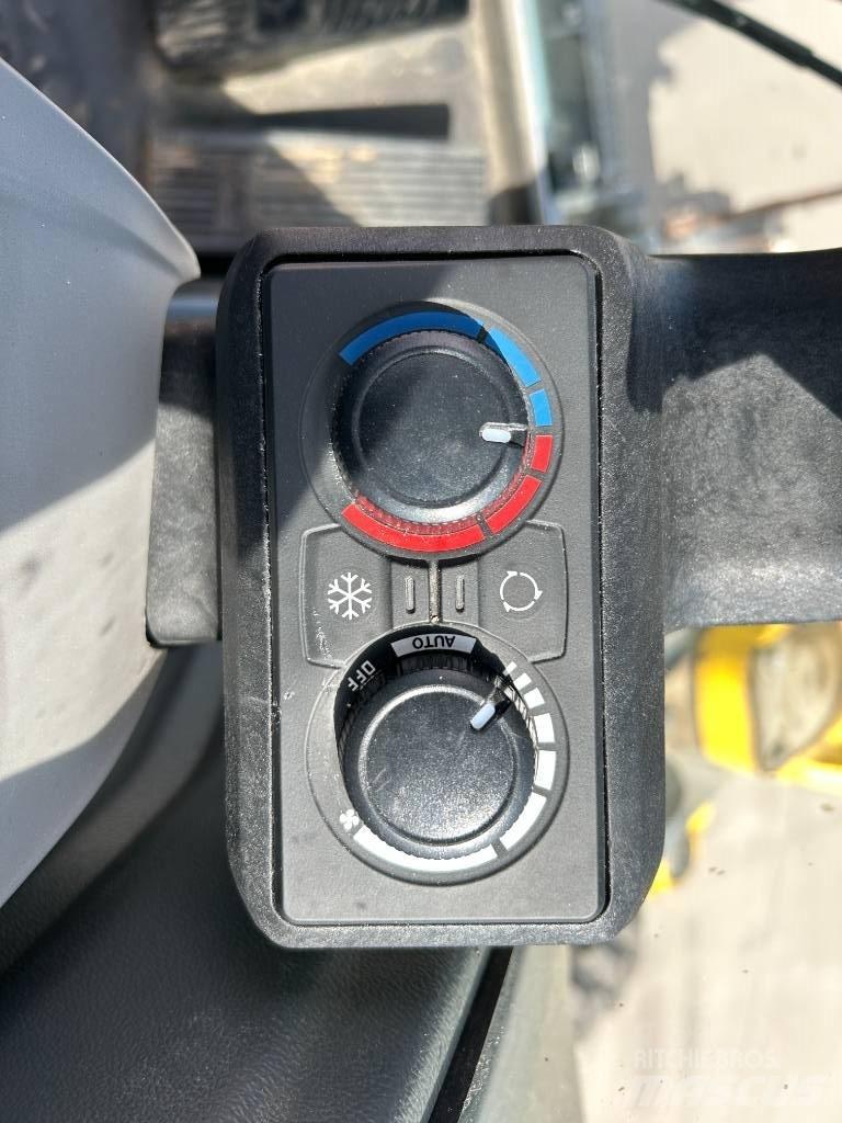 Wacker Neuson EW 100 Колесни екскаватори