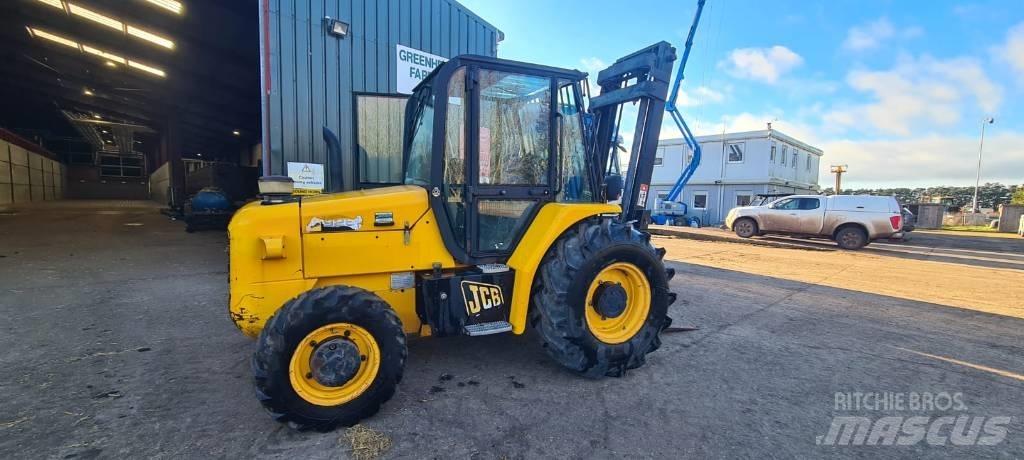 JCB 926 Камиони за херавни местности